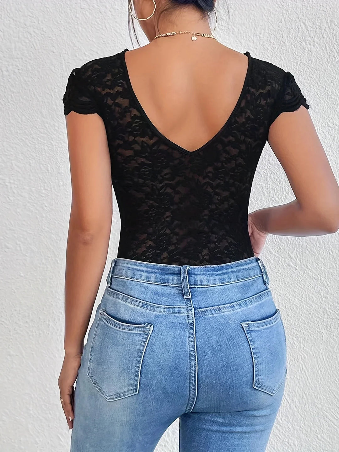 Nivori | Lace V-Hals Body